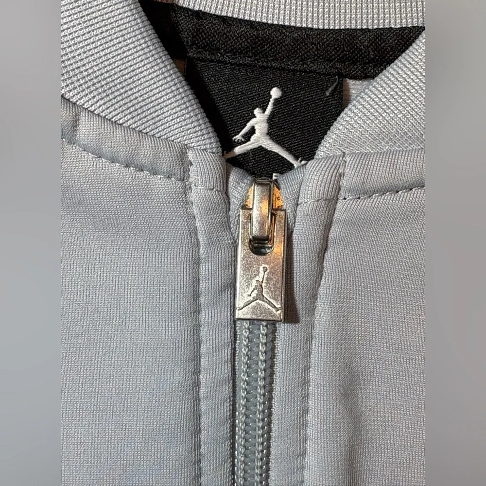Jordan light gray